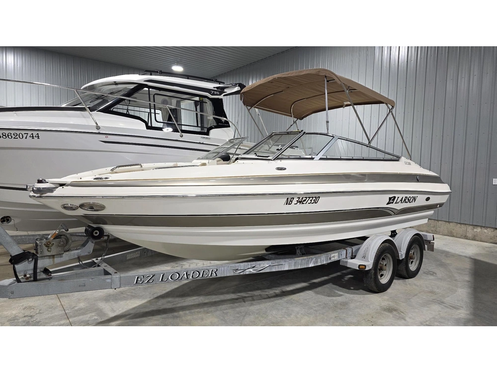 Larson Lxi 208 2005 alt