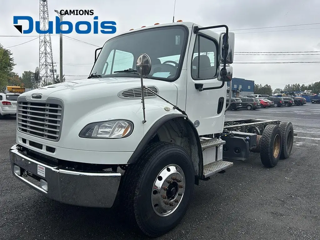 Freightliner M2-106 2018