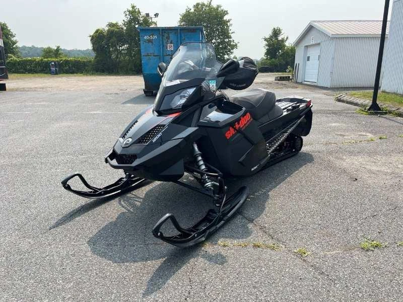 Ski-doo Renegade Adrenaline 1200 4-tec 2015 alt
