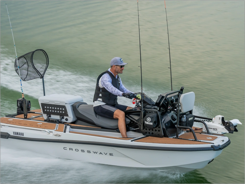 2026 Yamaha Crosswave alt