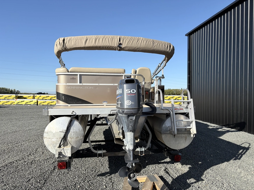 2012 Bennington Marine 20sl alt
