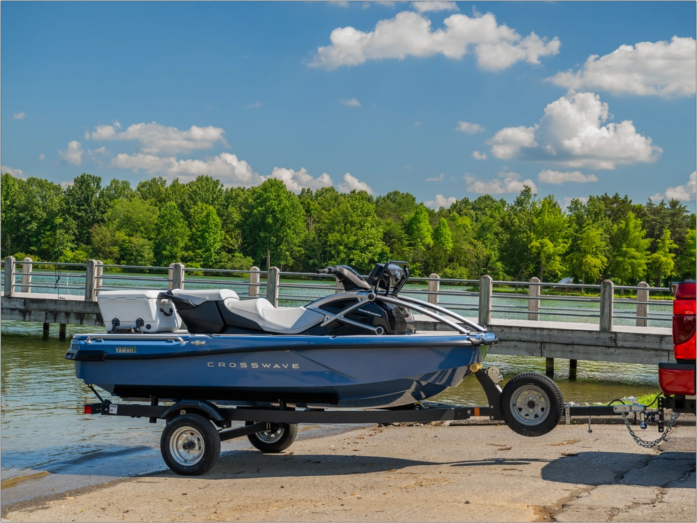 2026 Yamaha Crosswave alt