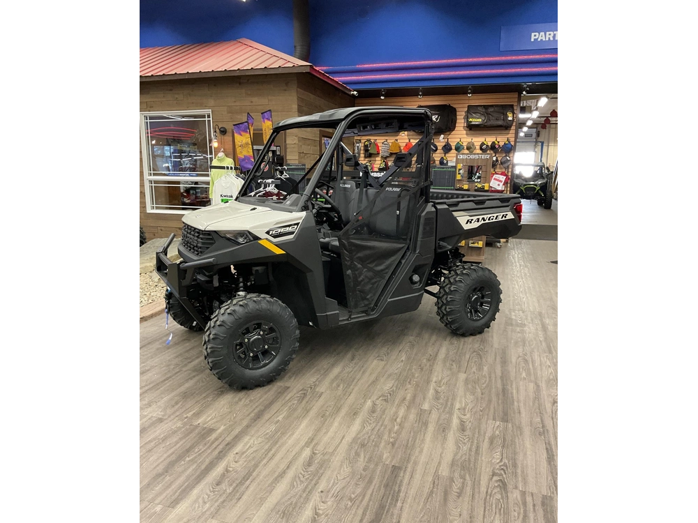 2026 Polaris Ranger 1000 Premium Mirage Beige Eps alt