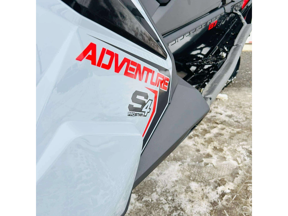Polaris Prostar S4 Indy Adventure 137 S25tde9fs 2025 alt