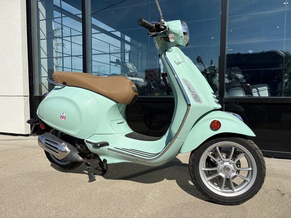 Vespa Primavera 50 3500 Km 2021 alt