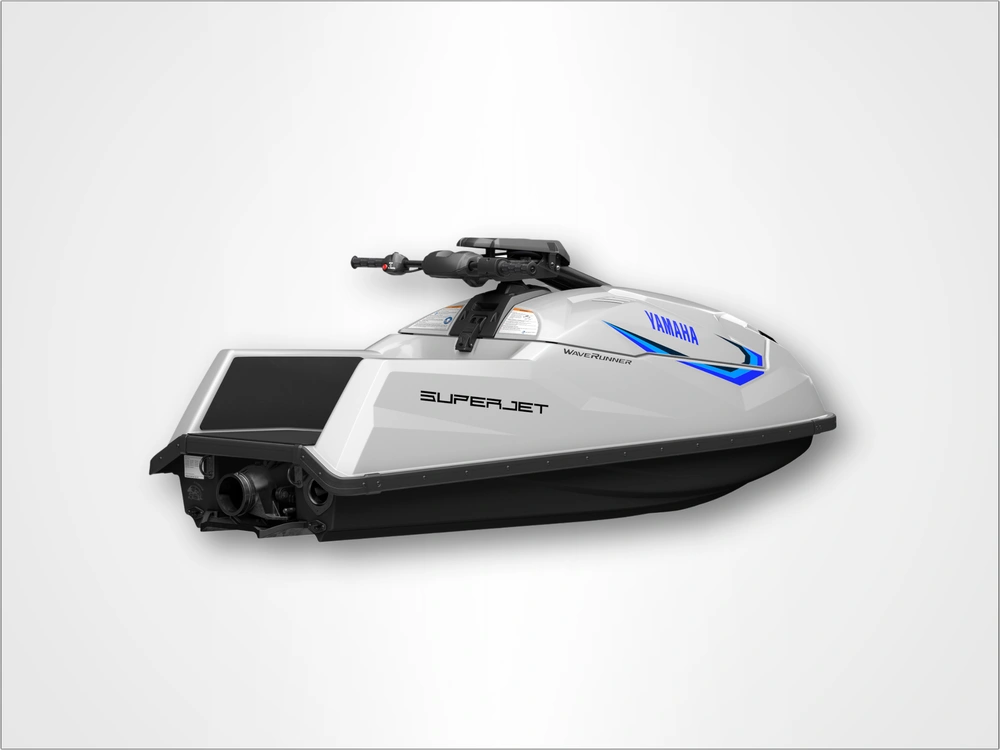 2026 Yamaha Superjet alt