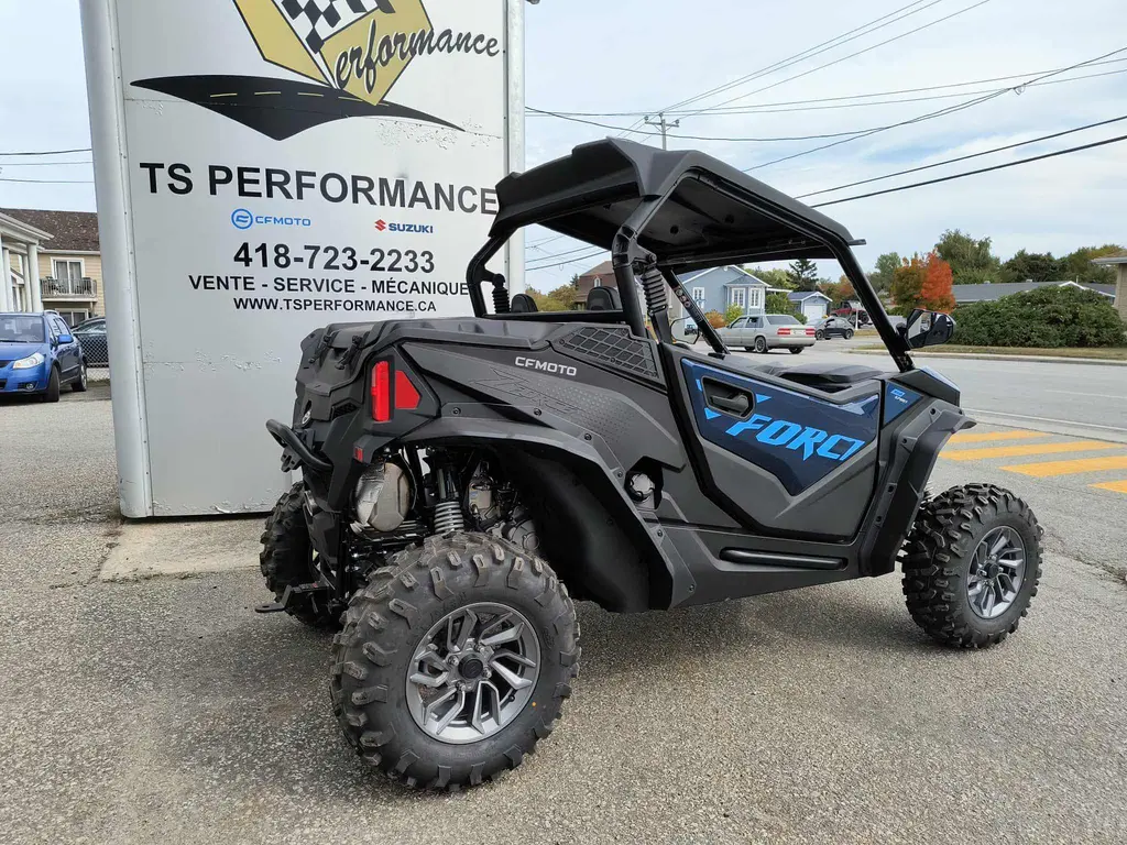 CFMOTO ZFORCE 950 SPORT  2025