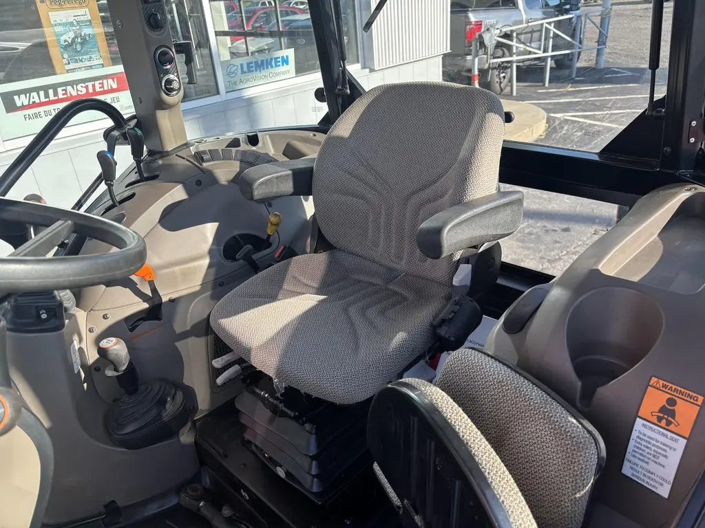 Case IH Farmall 75C 2016