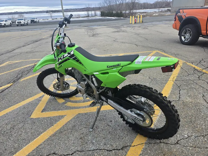 2025 Kawasaki KLX140 RF thumbnail 6
