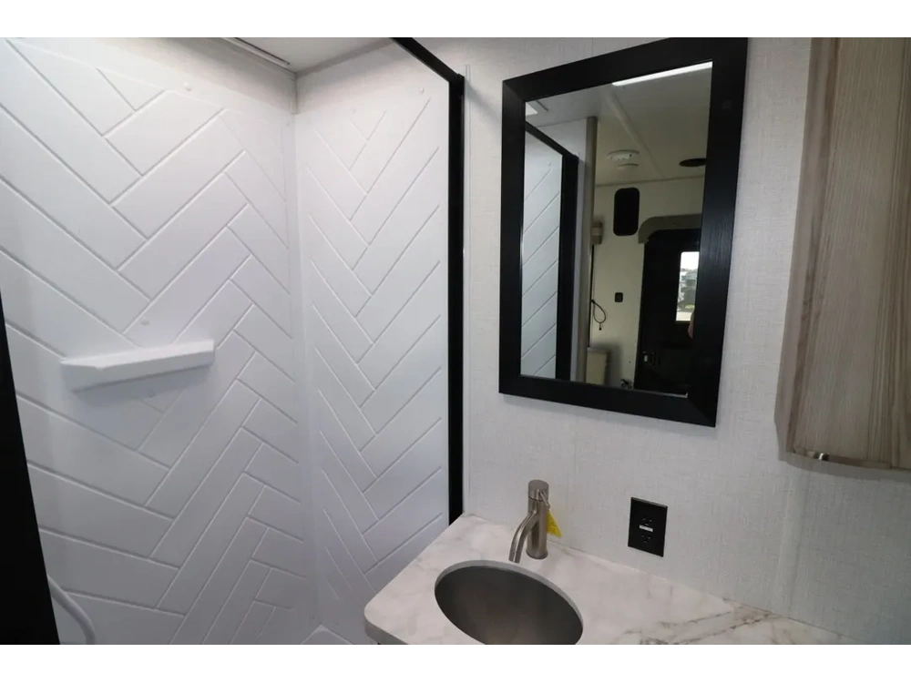 2024 Forest River Salem Toy 190rtk alt