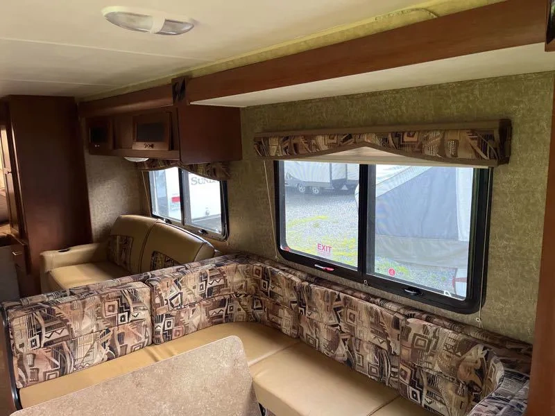 2014 Dutchmen Kodiak Hyb 216 alt