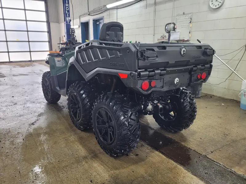 2024 Can Am Outlander Max 6x6 5YRA