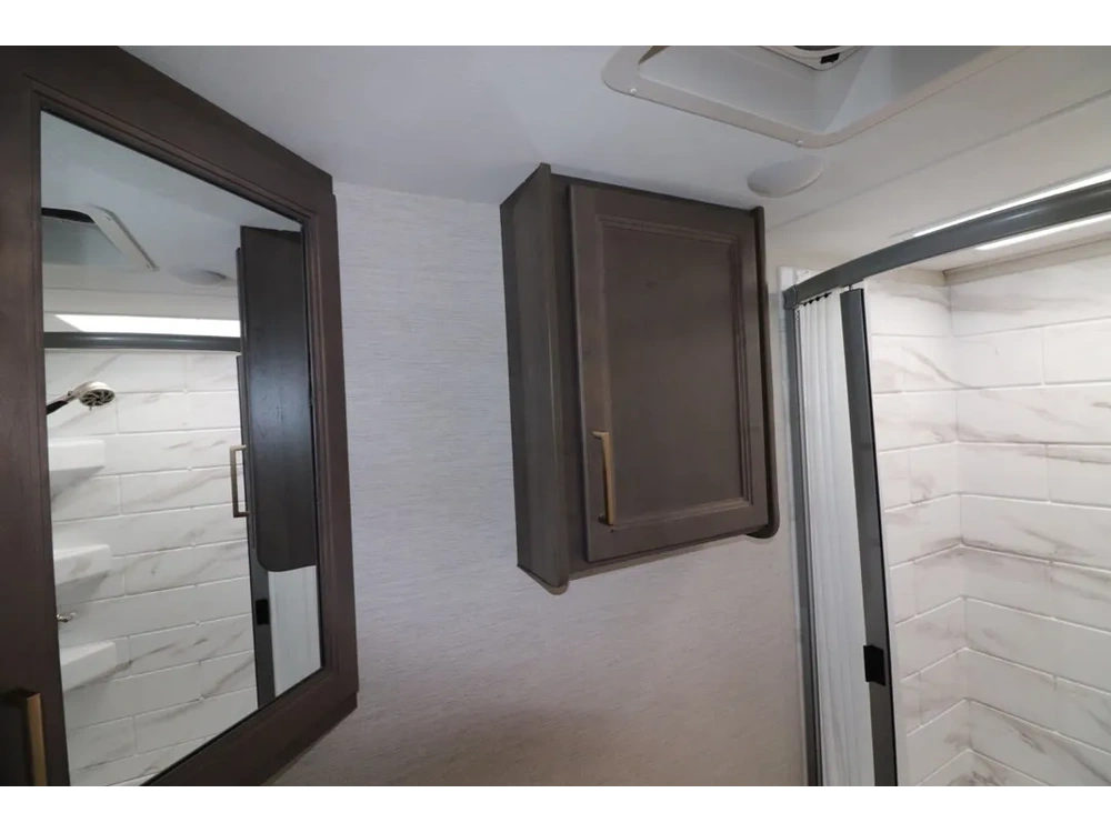 Thor Four Winds 27r 2024 alt