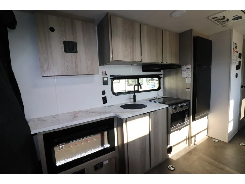 2024 Forest River Salem Toy 190rtk alt