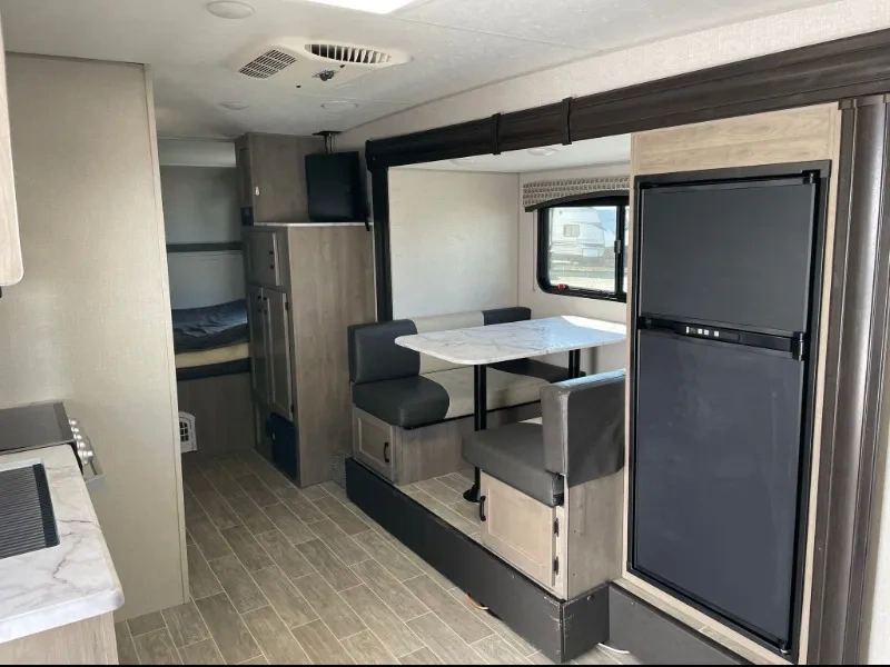 Venture Rv Sonic 211vdbx 2021 alt