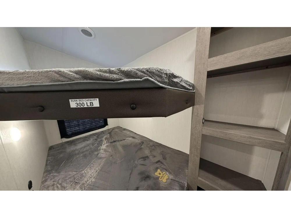 Arctic Wolf 278bhs 2025 alt