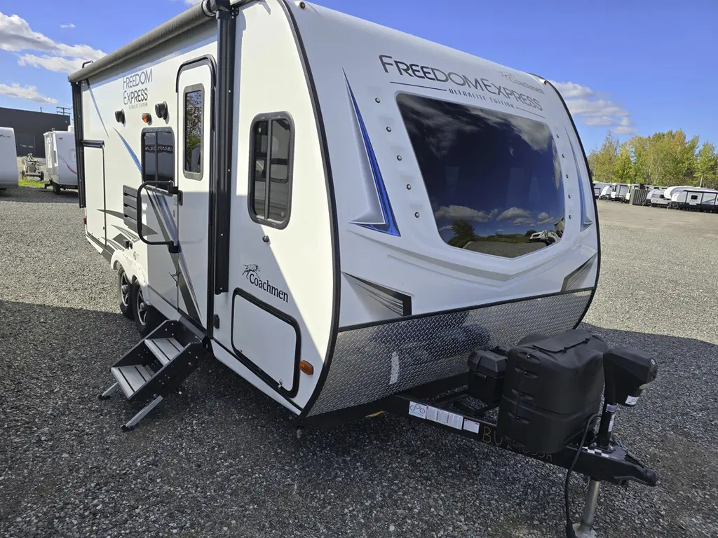 Coachmen FREEDOM EXPRESS SELECT 195RBS 2020