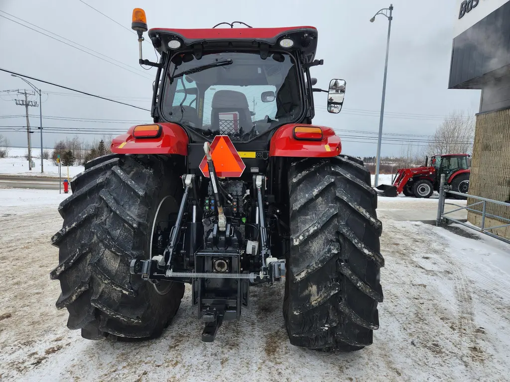2022 Case IH Puma 185 CVX