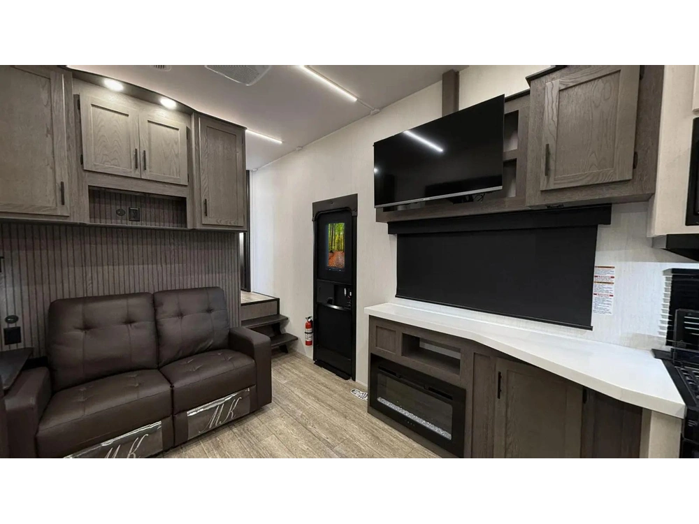 Arctic Wolf 278bhs 2025 alt