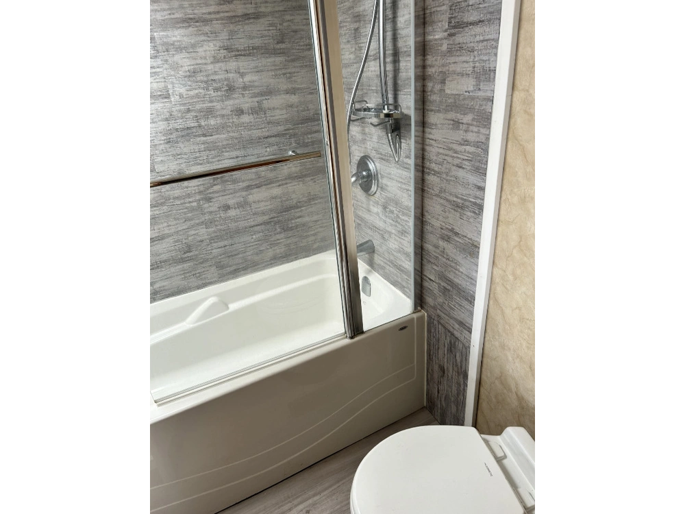 2013 Gulfstream Cayontrail 33fret alt