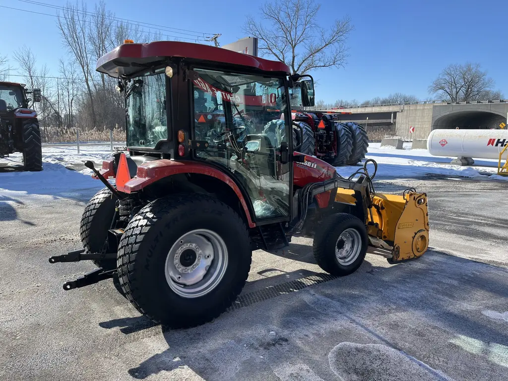 Case IH Farmall 55C CVT 2018