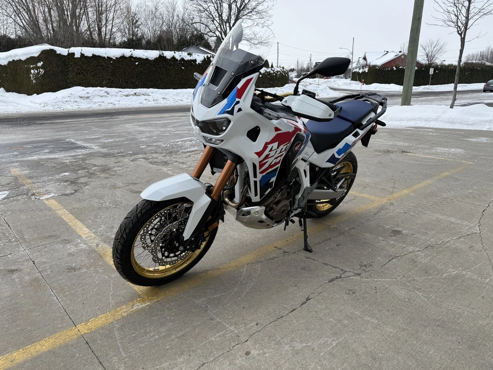 Honda Africa Twin Adventure Sports Es 2025 alt