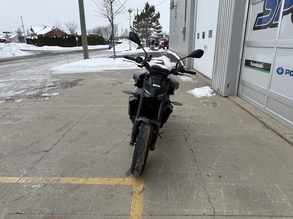 2025 Yamaha Mt-09 alt