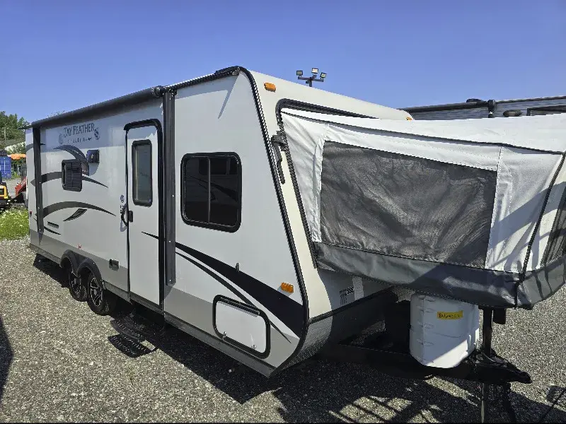 2015 Jayco JAY FEATHER (HYB) 23B