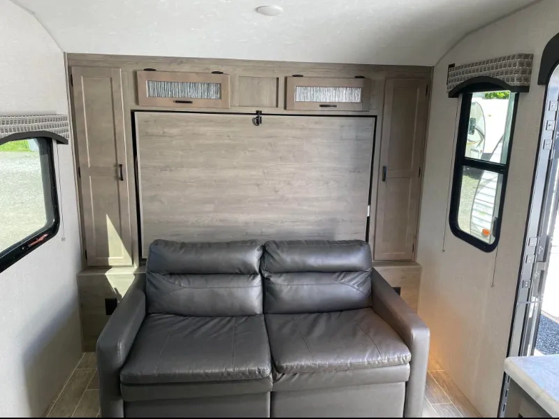 Venture Rv Sonic 211vdbx 2021 alt