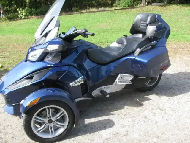 2010 Can-Am SPYDER RT (SE5)