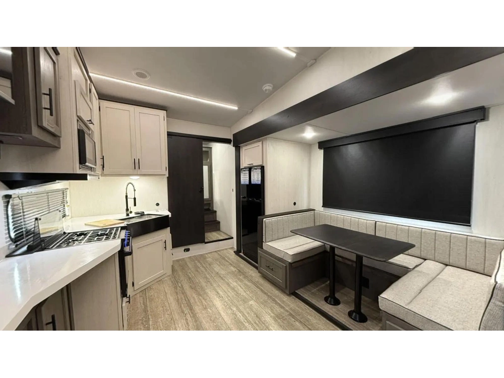 Arctic Wolf 278bhs 2025 alt