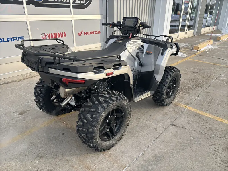 2025 Polaris Sportsman 570 Ultimate thumbnail 6
