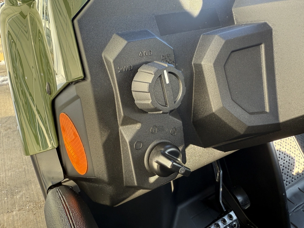 2025 Yamaha Viking Eps alt
