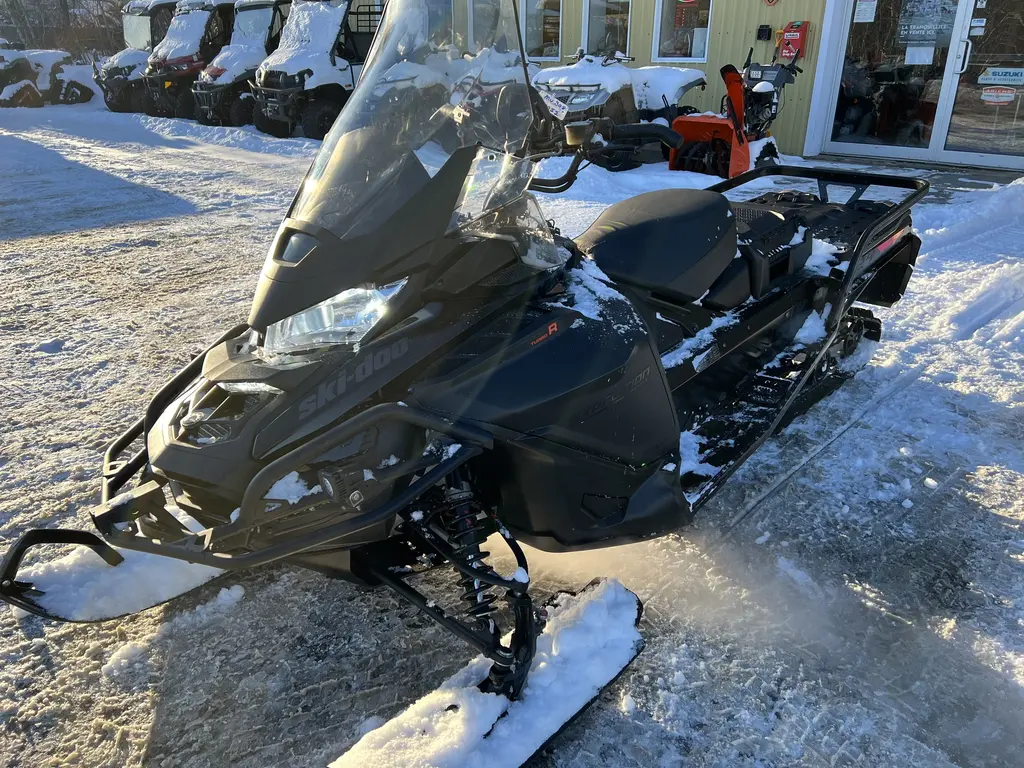 Ski-Doo EXPEDITION 900 TURBO R 2023 - SWT