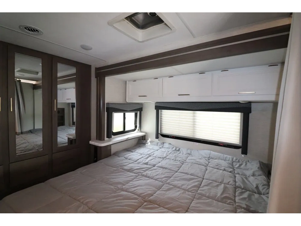 Thor Four Winds 27r 2024 alt