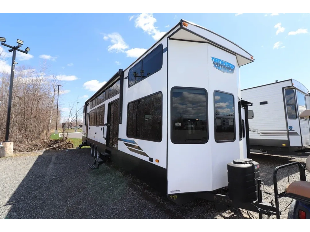 Forest River Salem Villa 44view 2024 alt