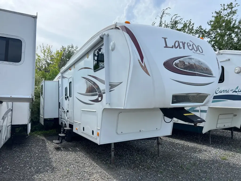 2011 Keystone RV LAREDO(FW) FW