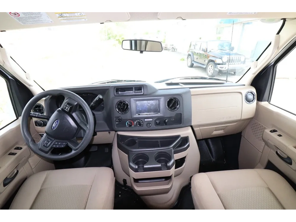 Thor Four Winds 27r 2024 alt