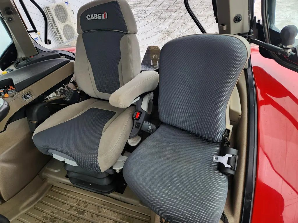 2022 Case IH Puma 185 CVX