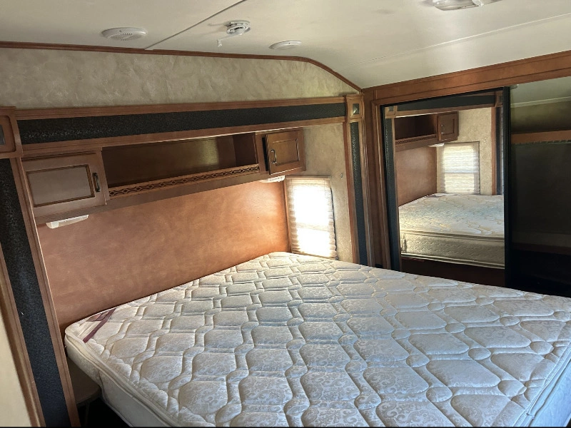 2013 Gulfstream Cayontrail 33fret alt