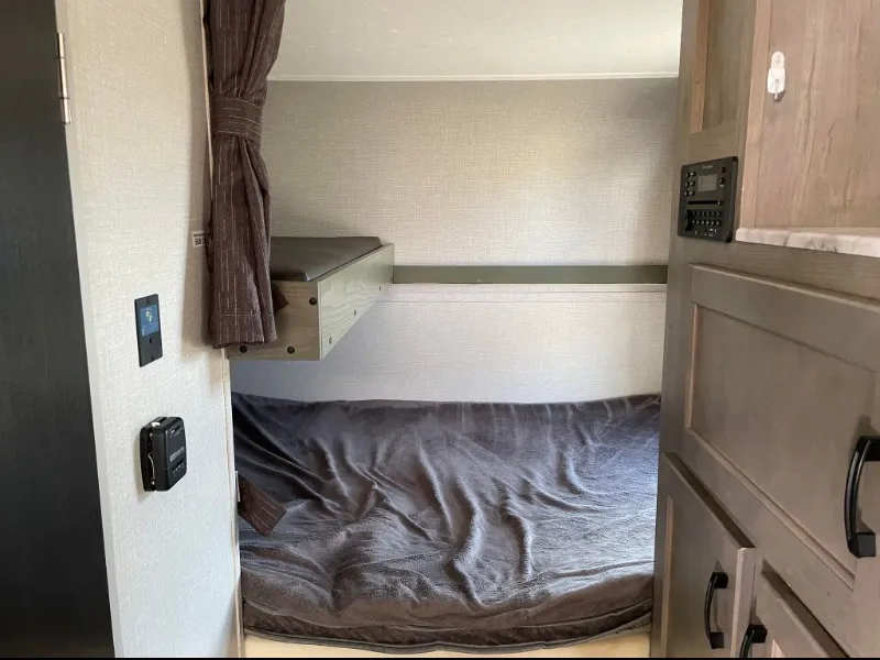 Venture Rv Sonic 211vdbx 2021 alt