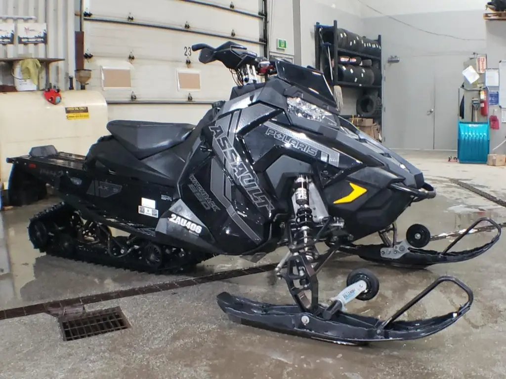 2021 Polaris ASSAULT 850 TOP NOTCH CONDITION!