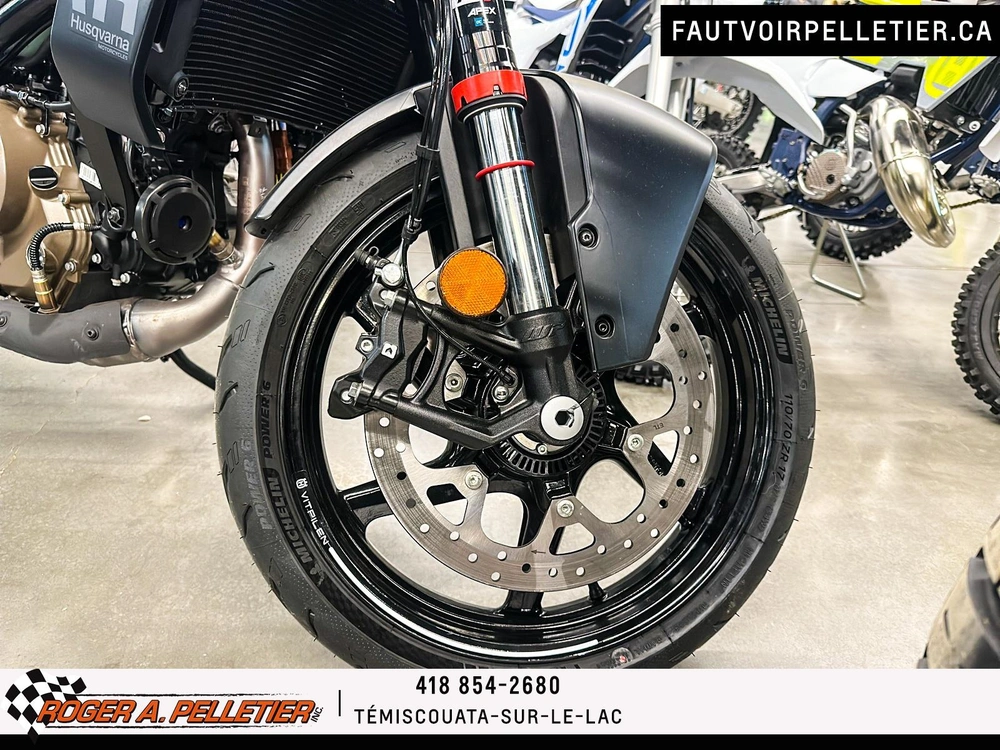 2024 Husqvarna Vitpilen 401 alt