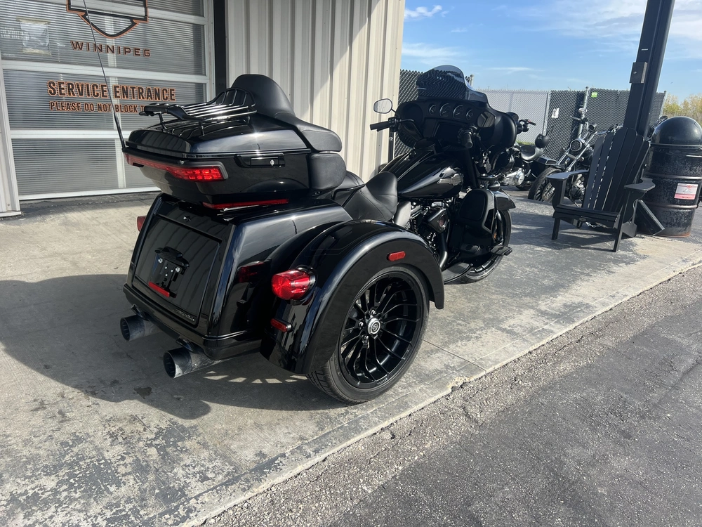 2025 Harley-davidson Tri Glide Ultra alt