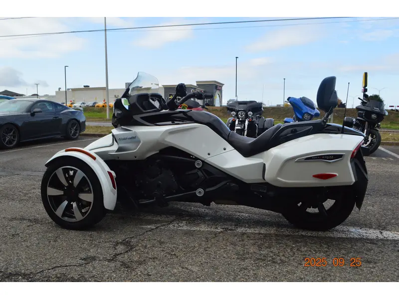 2016 Harley-Davidson F3T SE6