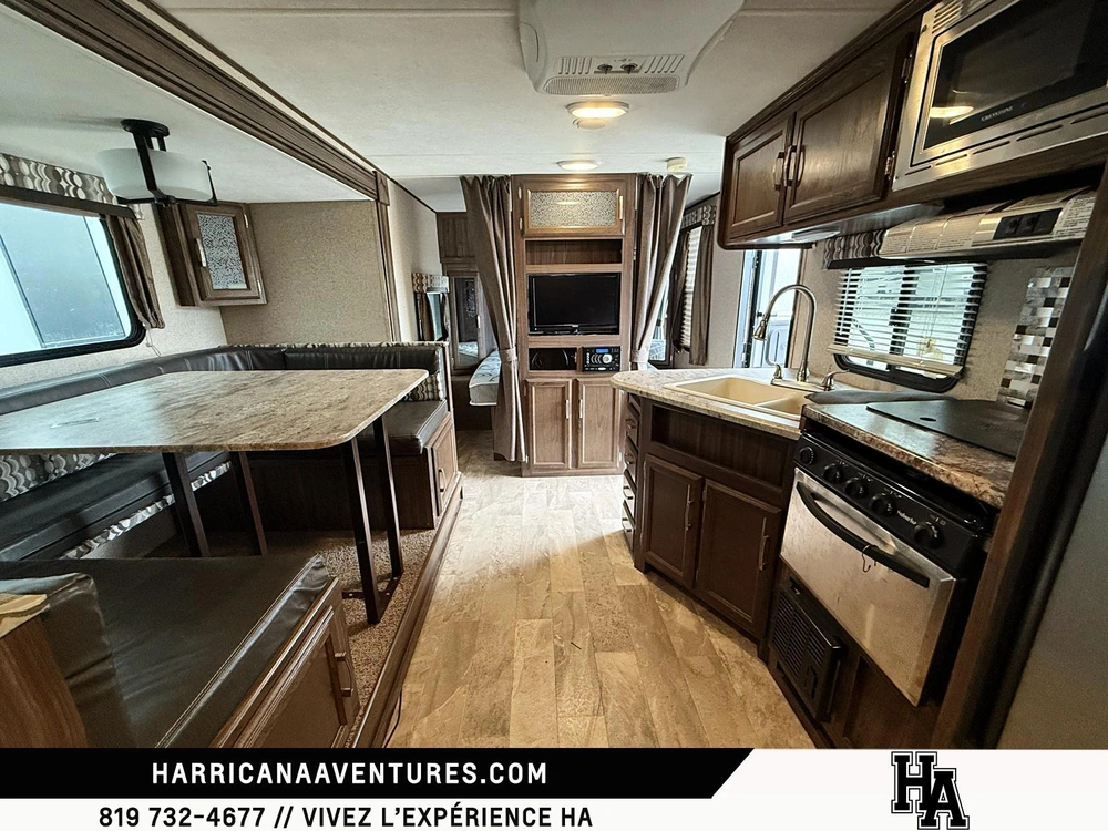 Apex 245bhs 2018 alt