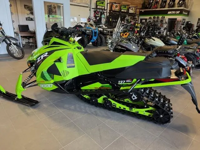 2025 Arctic Cat ZR 9000 RR EPS