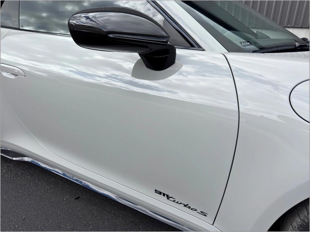 2021 Porsche 911 Turbo S alt