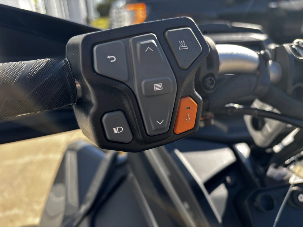 Polaris Patriot 9r Switchback Assault 146 2025 alt