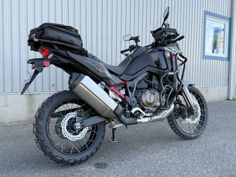 2025 Honda Africa Twin alt